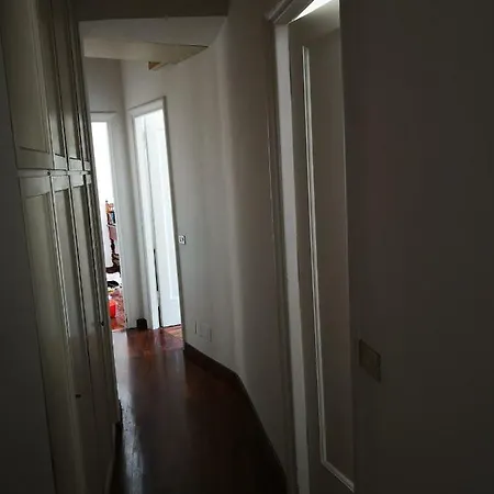 Mama House *